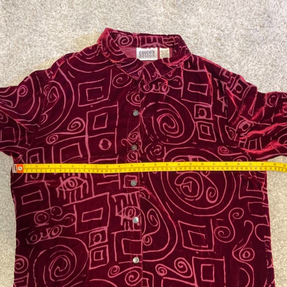 Vintage Chico's Design Red Velvet Button Up Top with Etched Design‎ - Picture 7 of 10